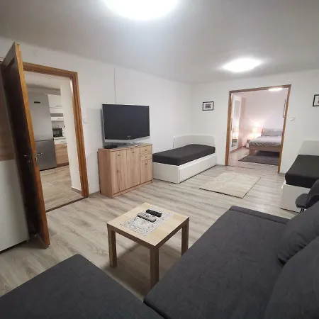Szent Erzsebet Apartmanhaz *